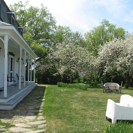 Auberge Le 112 Saint Andre De Kamouraska Ngoại thất bức ảnh