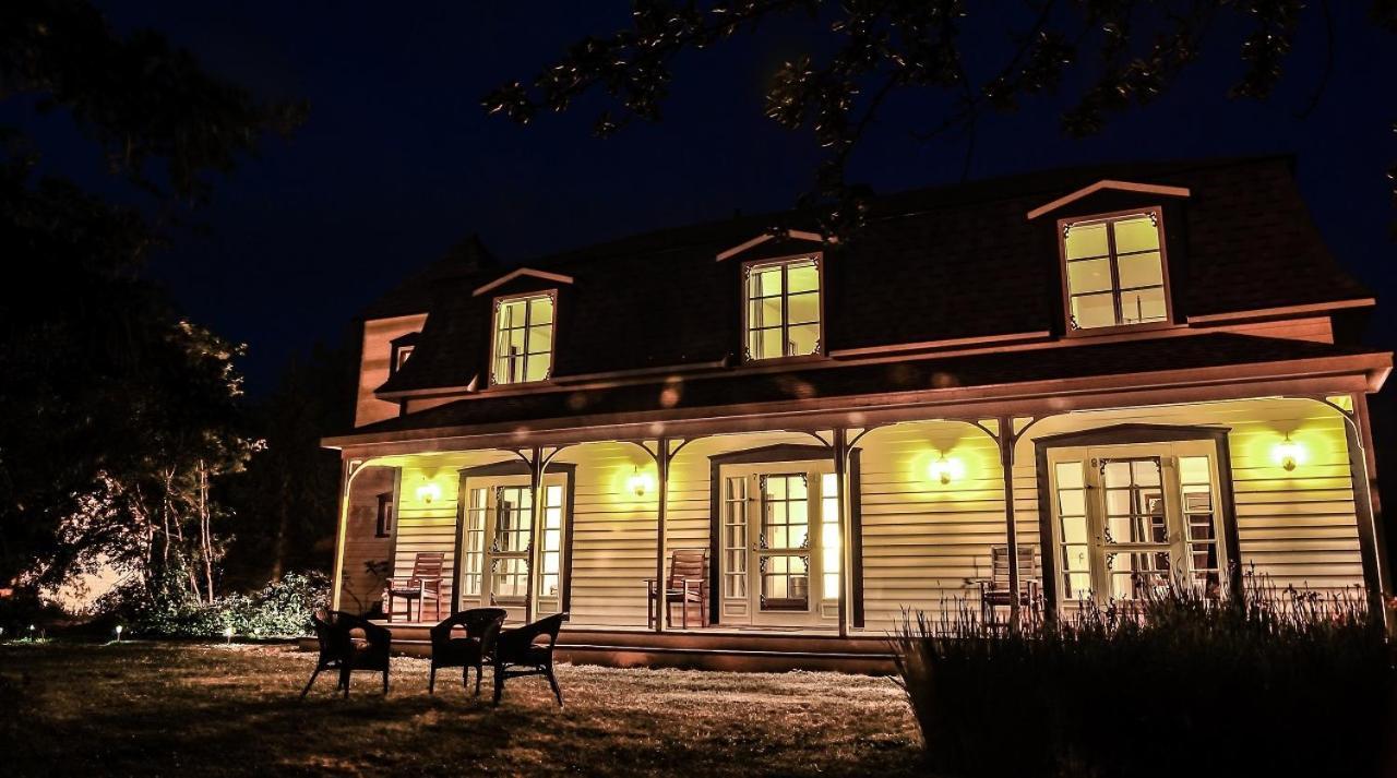 Auberge Le 112 Saint Andre De Kamouraska Ngoại thất bức ảnh