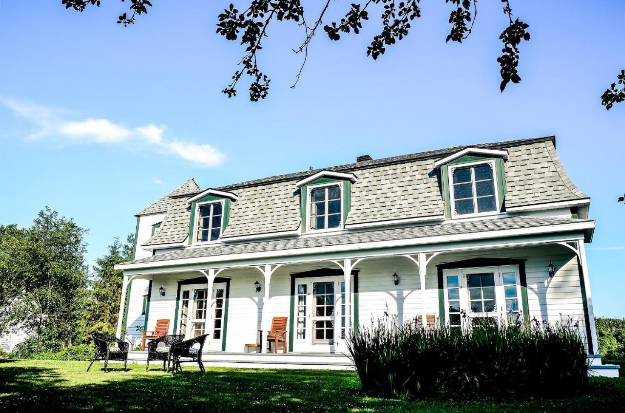 Auberge Le 112 Saint Andre De Kamouraska Ngoại thất bức ảnh